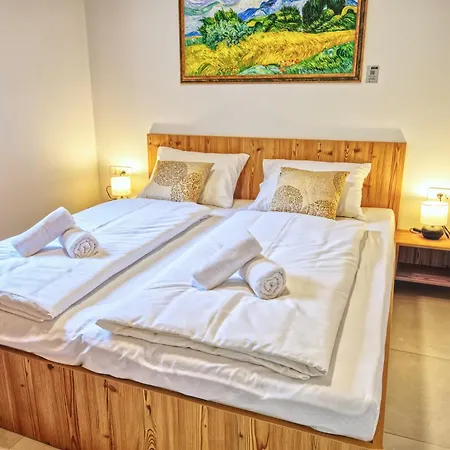 Appartamento House Elipsa *