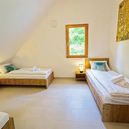 House Elipsa Апартаменты *