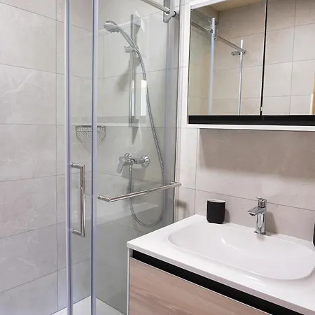 House Elipsa * Бовец