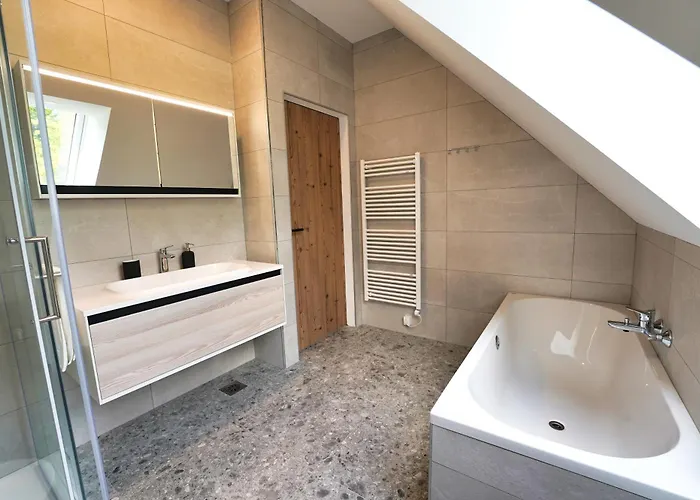 House Elipsa דירה *