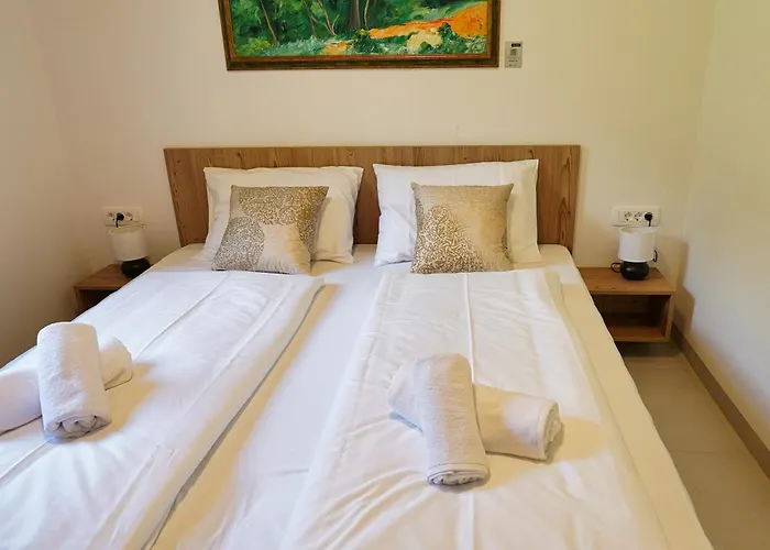 House Elipsa * בובק