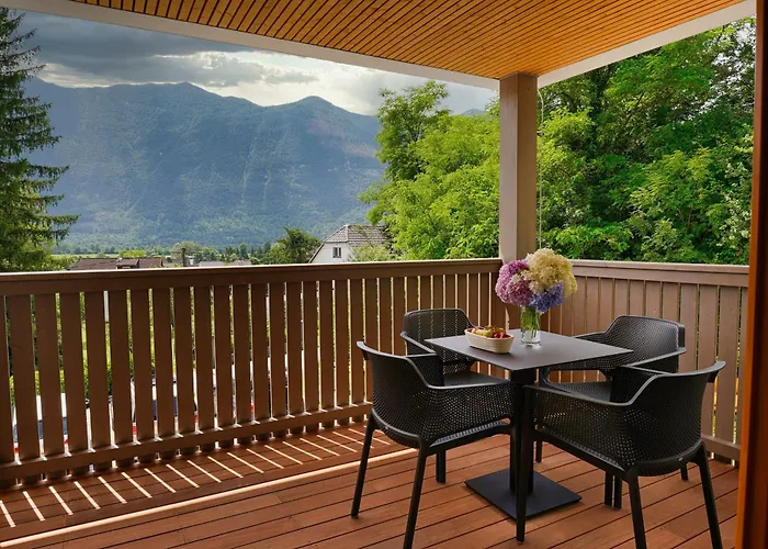 House Elipsa דירה *