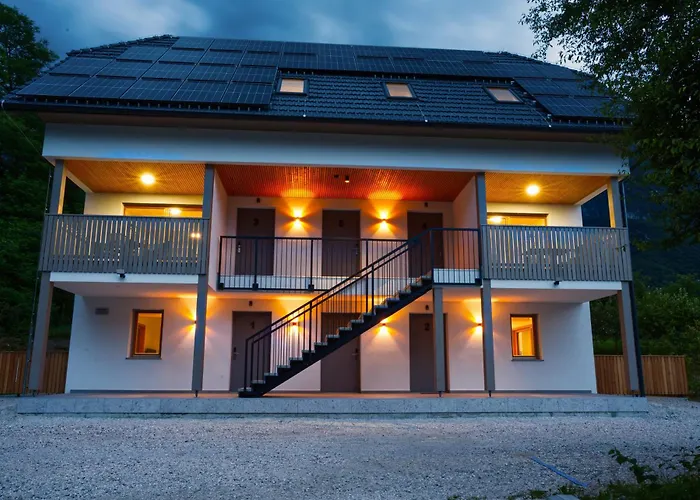 House Elipsa * בובק